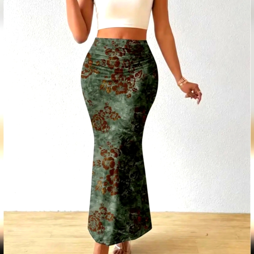 Women size med Floral Green/brown Maxi Skirt